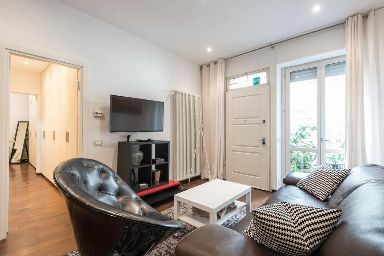 Art Gallery Apartment In Florence - Hosted By Sweetstay