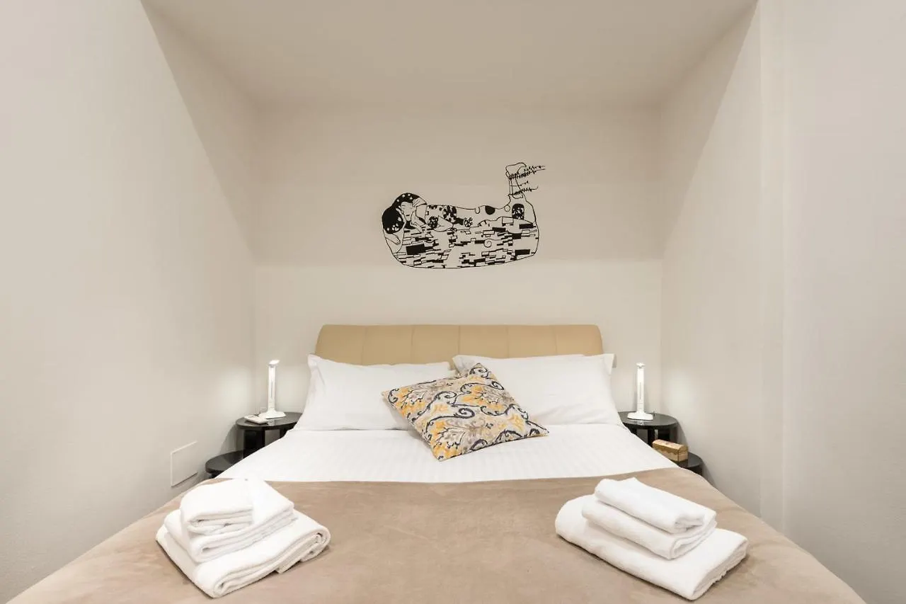 Art Gallery Apartment In Florence - Hosted By Sweetstay 0*,  Włochy