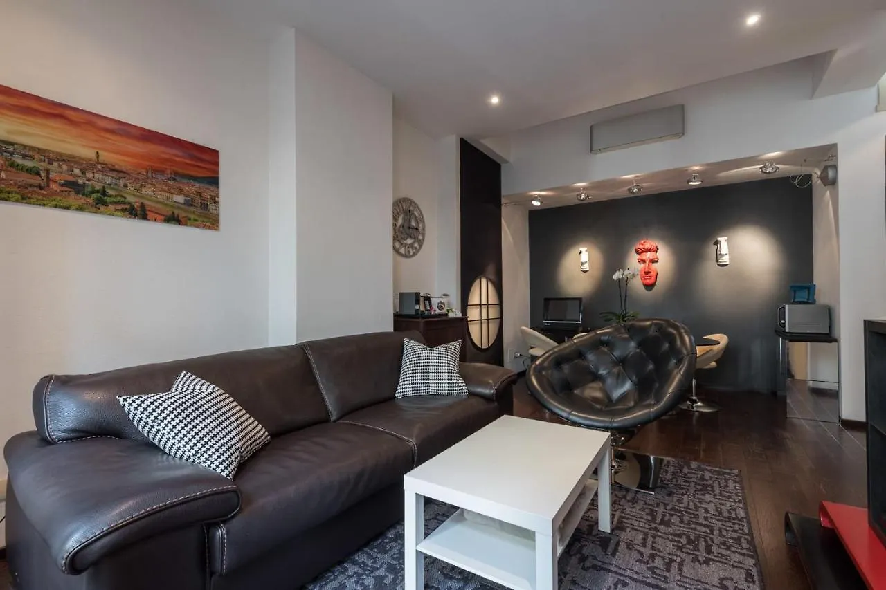 Art Gallery Apartment In Florence - Hosted By Sweetstay