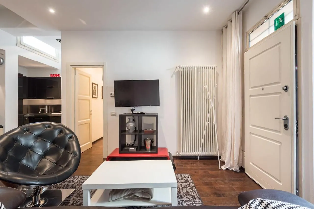 Art Gallery Apartment In Florence - Hosted By Sweetstay
