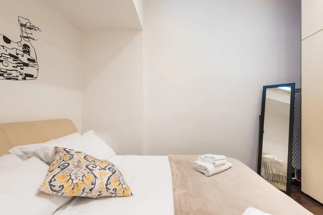 Art Gallery Apartment In Florence - Hosted By Sweetstay
