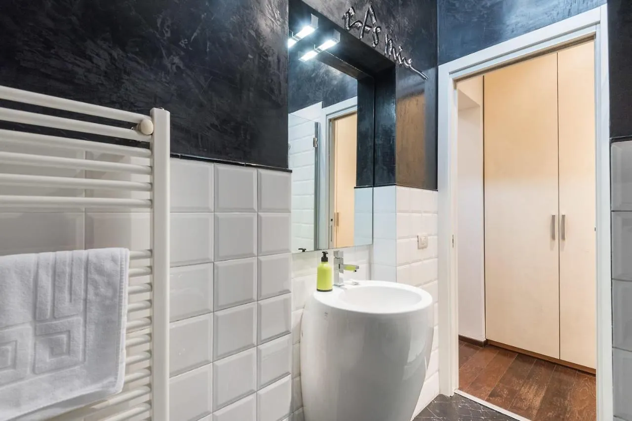 Art Gallery Apartment In Florence - Hosted By Sweetstay